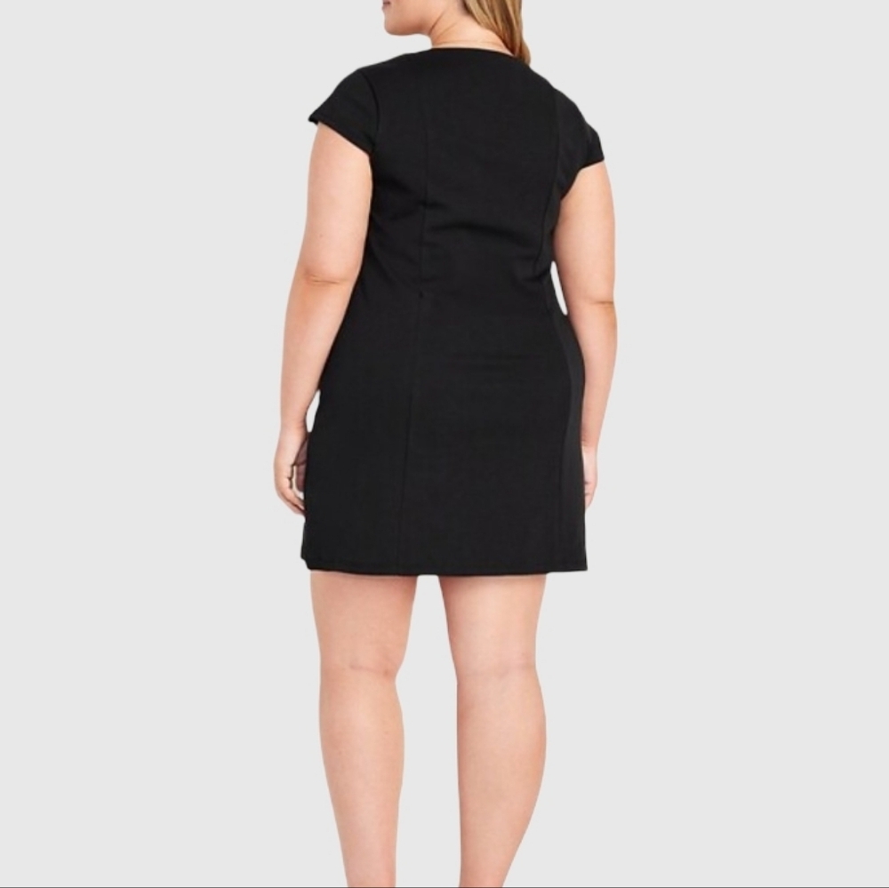 Old Navy Womens Plus Size Elegant Black Mini Dress Size 2X - Picture 2 of 3